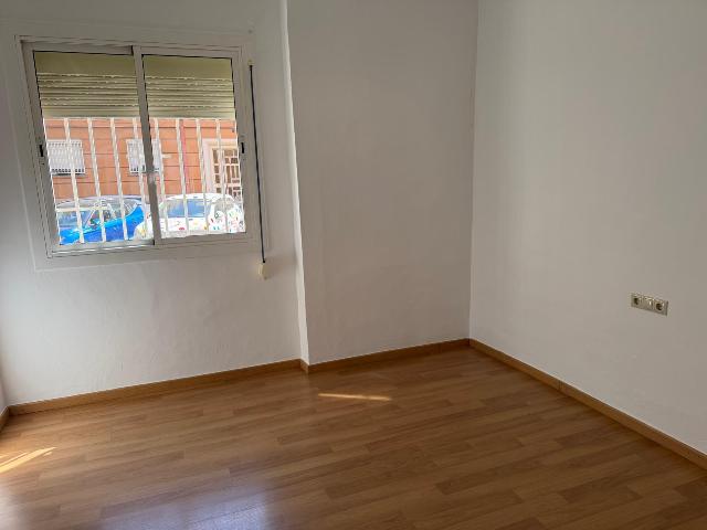 PISO EN ALQUILER